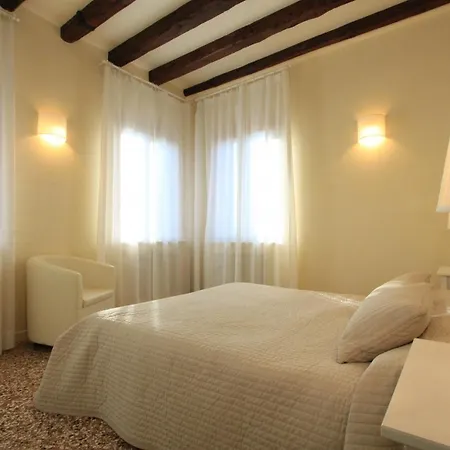 Biennale * Βενετία